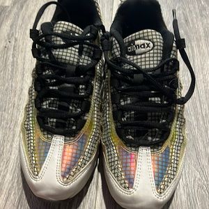 Holographic Nike Air Max 6Y